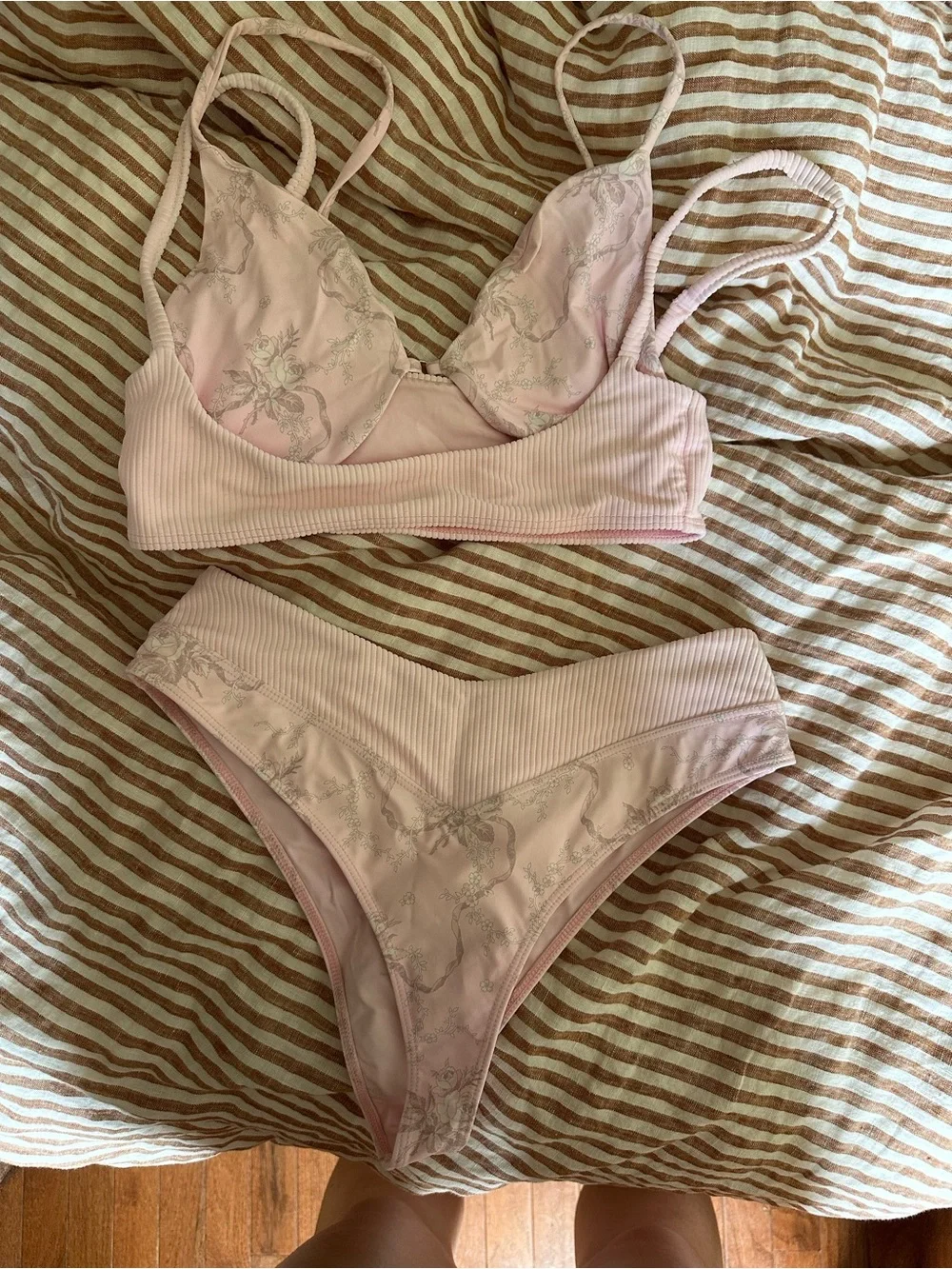 Frankies Bikinis photo would top